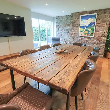 Flaska House Hébergement de vacances *