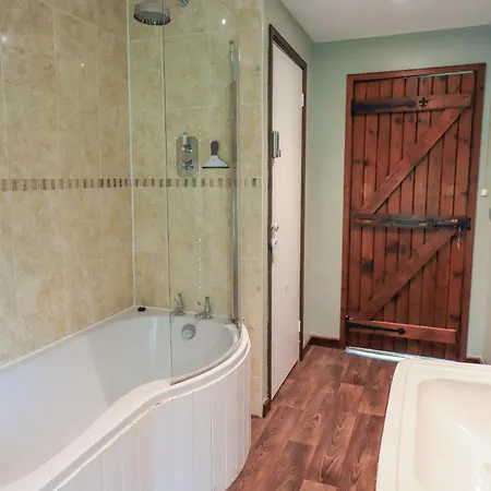 Flaska House Дом отдыха