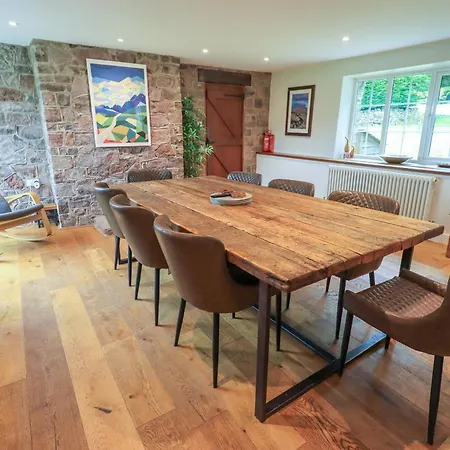 Flaska House בית נופש *